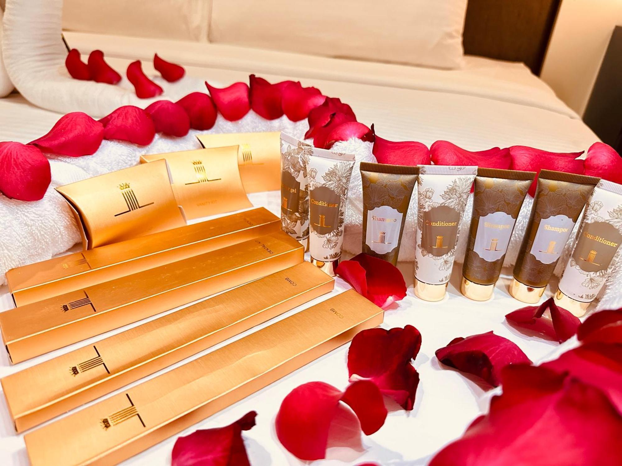 Crown Suites Tropicana Klcc Kuala Lumpur City Center Екстериор снимка