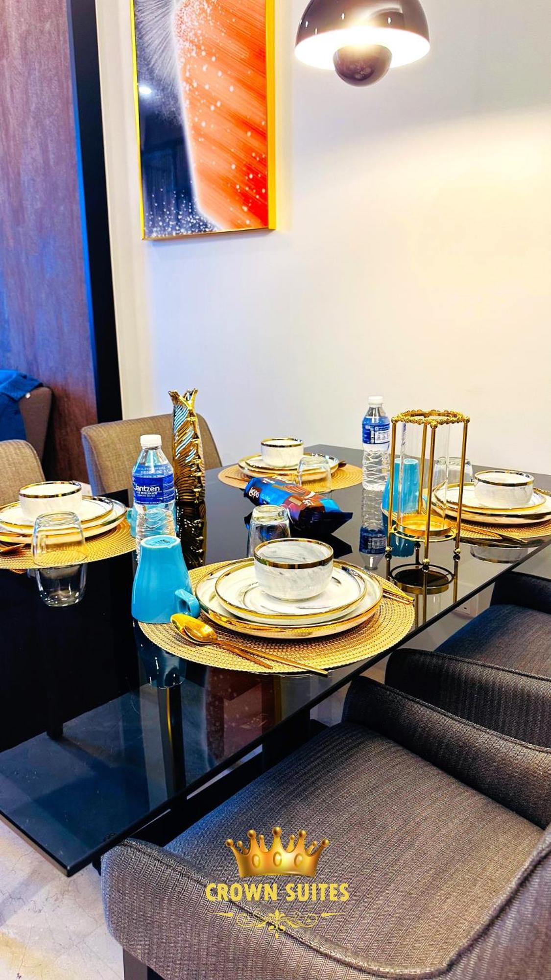 Crown Suites Tropicana Klcc Kuala Lumpur City Center Екстериор снимка