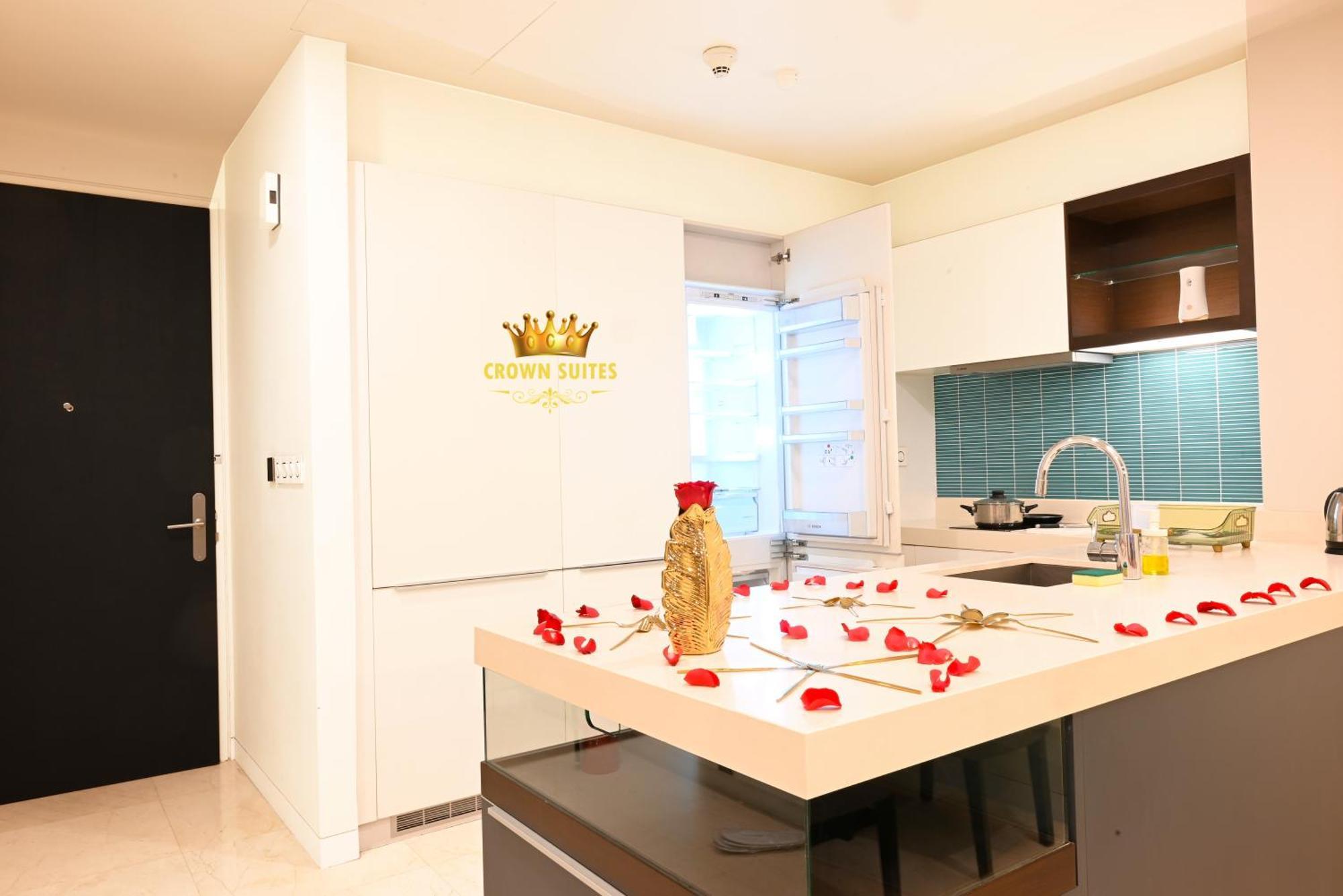 Crown Suites Tropicana Klcc Kuala Lumpur City Center Екстериор снимка