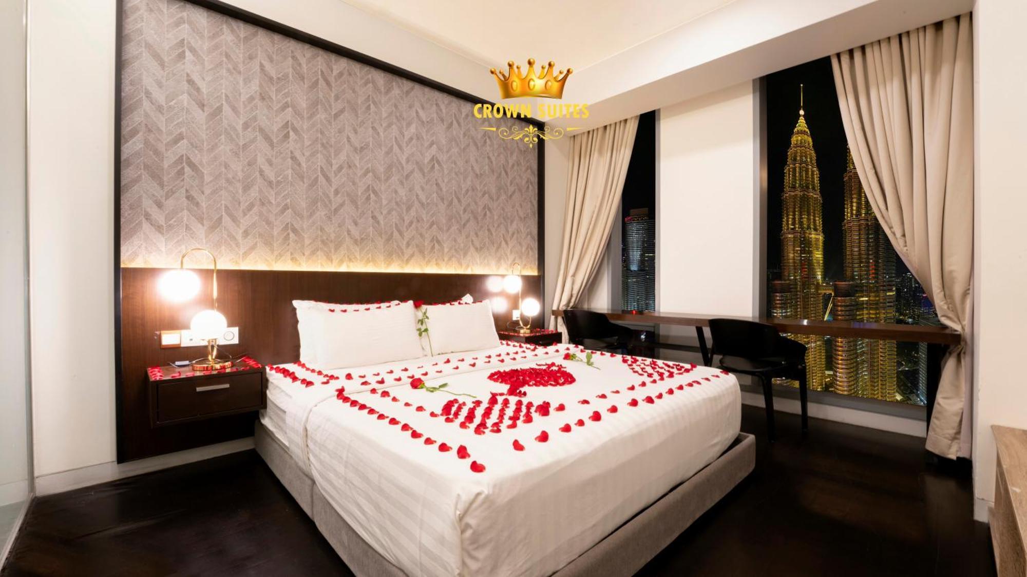 Crown Suites Tropicana Klcc Kuala Lumpur City Center Екстериор снимка